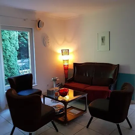 Secret White House Holiday home