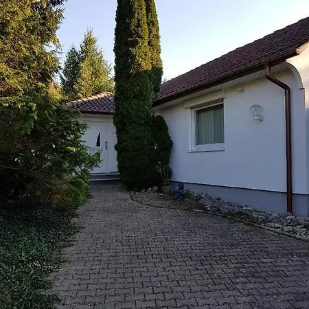 Secret White House Holiday home *